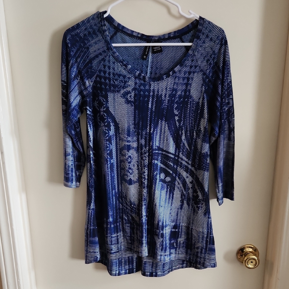 New Directions Navy and White Tunic Top